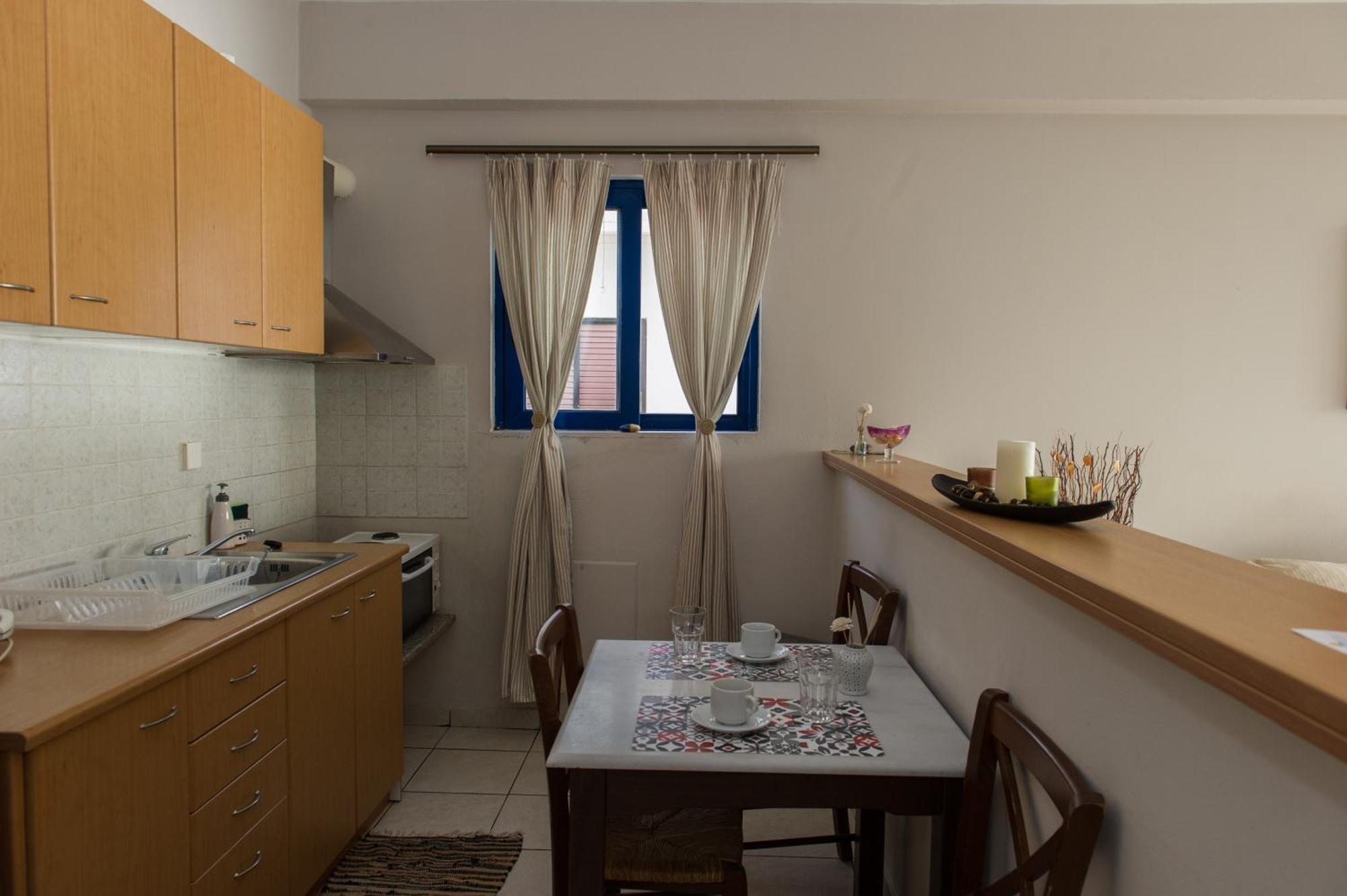 Kamari Blue Apartments Kalamata Esterno foto