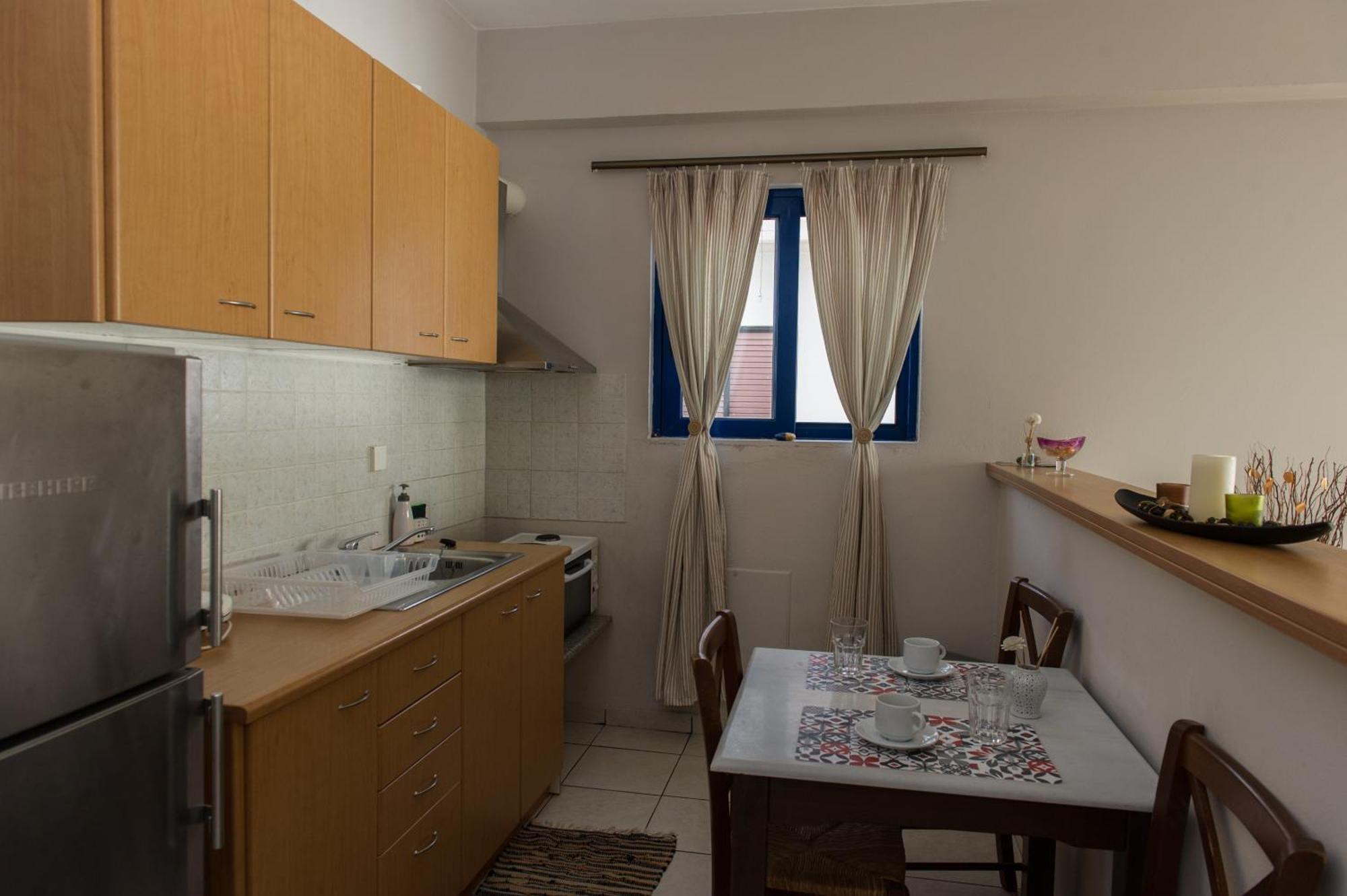 Kamari Blue Apartments Kalamata Esterno foto